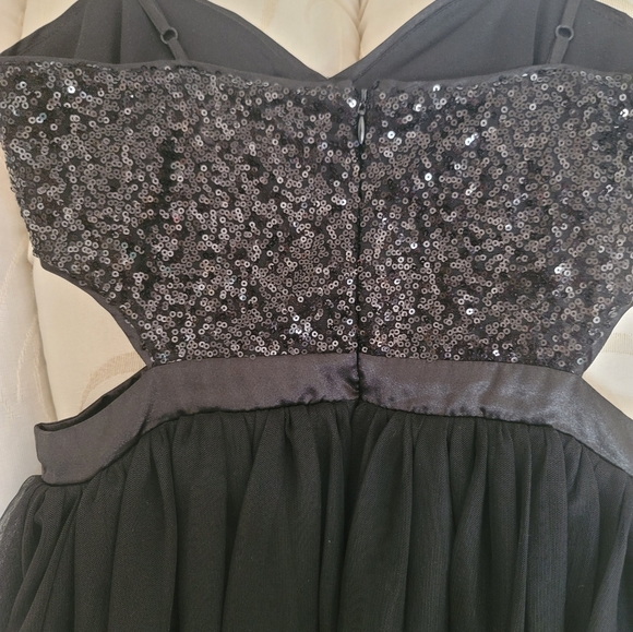 Forever 21 Dress - Picture 4 of 6